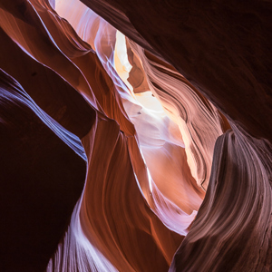 2014-07-19 - Lijnenspel met licht en schadiw<br/>Antelope Canyon (Upper) - Page - Verenigde Staten<br/>Canon EOS 5D Mark III - 22 mm - f/8.0, 0.6 sec, ISO 400