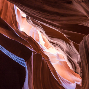 2014-07-19 - Licht- en schaduwspel in de canyon<br/>Antelope Canyon (Upper) - Page - Verenigde Staten<br/>Canon EOS 5D Mark III - 17 mm - f/9.0, 0.6 sec, ISO 400