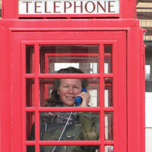 2016-12-23 - Een echte rode Engelse telefooncel<br/>Port Stanley - Falkland eilanden - Engeland<br/>Canon PowerShot SX1 IS - 45.5 mm - f/5.0, 1/160 sec, ISO 200