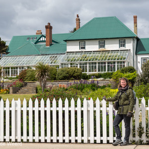 2016-12-23 - De tuinen werden net als in Engeland goed verzorgd<br/>Port Stanley - Falkland eilanden - Verenigd Koninkrijk<br/>Canon EOS 5D Mark III - 70 mm - f/8.0, 1/250 sec, ISO 200