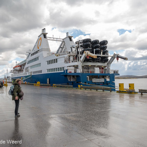 2016-12-23 - Terug naar onze boot na een dagje Port Stanley<br/>Port Stanley - Falkland eilanden - Verenigd Koninkrijk<br/>Canon EOS 5D Mark III - 24 mm - f/8.0, 1/125 sec, ISO 200