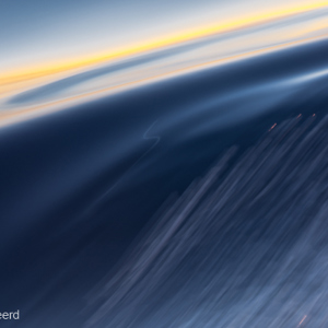 2016-12-31 - Boeggolven<br/>Op zee naar Antarctica - Zuidelijke Atlantische Oceaan<br/>Canon EOS 5D Mark III - 200 mm - f/13.0, 0.3 sec, ISO 100