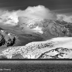 2017-01-01 - Onvoorstelbaar mooie Antarctische landschappen<br/>Bransfield Strait - Antarctica<br/>Canon EOS 5D Mark III - 200 mm - f/8.0, 1/640 sec, ISO 200