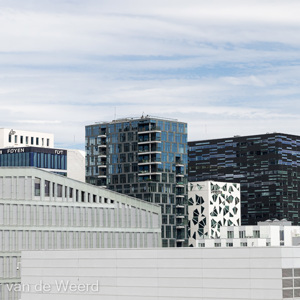 2022-07-11 - Zwaret-wit en een beetje grijs<br/>Operagebouw - Oslo - Noorwegen<br/>Canon EOS R5 - 80 mm - f/8.0, 1/250 sec, ISO 200