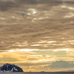 2017-01-03 - Prachtige wolkenluchten in het avondlicht<br/>Bransfield Strait - Antarctica<br/>Canon EOS 5D Mark III - 140 mm - f/8.0, 1/500 sec, ISO 200