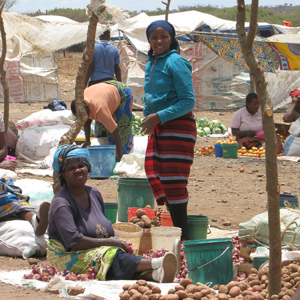 2015-10-17 - Markt taferelen<br/>Onderweg - Arusha - Tanzania<br/>Canon PowerShot SX1 IS - 26.8 mm - f/4.5, 1/500 sec, ISO 80