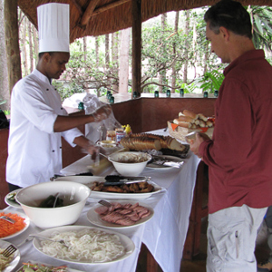 2015-10-24 - Zelf je lunchbox samenstellen<br/>Ngorongoro Farm House - Tanzania<br/>Canon PowerShot SX1 IS - 5 mm - f/2.8, 1/15 sec, ISO 200