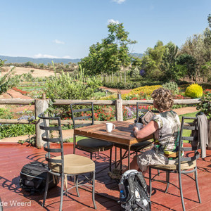 2015-10-25 - Uitzicht op de prachtige (moes)tuin<br/>Ngorongoro Farm House - Karatu - Tanzania<br/>Canon EOS 5D Mark III - 33 mm - f/8.0, 1/60 sec, ISO 200