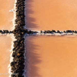 2022-11-14 - Een soort van vlag<br/>Salinas de Fuencaliente - La Palma - Canarische eilanden - Spanje<br/>Canon EOS R5 - 105 mm - f/8.0, 1/200 sec, ISO 200