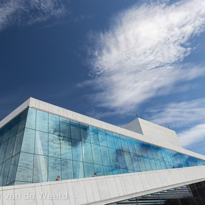 2022-07-11 - Details van het opera-gebouw<br/>Operagebouw - Oslo - Noorwegen<br/>Canon EOS R5 - 24 mm - f/8.0, 1/400 sec, ISO 200