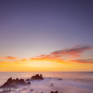 2022-11-15 - Kleurige zonsopkomst aan zee<br/>Los Cancajos - La Palma - Canarische eilanden - Spanje<br/>Canon EOS R5 - 14 mm - f/14.0, 30 sec, ISO 100