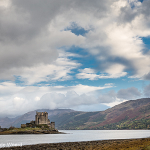 2016-10-18 - Eilean Donan Castle<br/>Eilean Donan Castle - Dornie - Schotland<br/>Canon EOS 5D Mark III - 42 mm - f/5.6, 1/200 sec, ISO 400