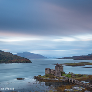 2016-10-18 - Lange sluitertijd bij Eilean Donan Castle<br/>Eilean Donan Castle - Dornie - Schotland<br/>Canon EOS 5D Mark III - 27 mm - f/8.0, 200 sec, ISO 100