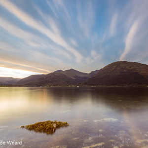 2016-10-20 - Zonsopkomst bij Loch Lhinne<br/>Loch Lhinne - Onich - Schotland<br/>Canon EOS 5D Mark III - 16 mm - f/16.0, 94 sec, ISO 100