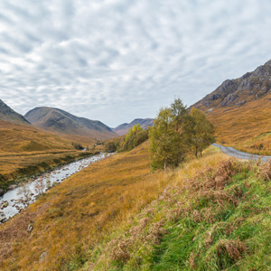 2016-10-20 - Bijzondere wolken boven het Schotse landschap<br/>Weg van A82 naar Glen Etive - Glencoe - Schotland<br/>Canon EOS 5D Mark III - 24 mm - f/8.0, 1/60 sec, ISO 200