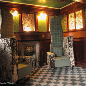 2016-10-17 - Bijzondere stoelen in het hotel<br/>Skeabost House - Portree - Schotland<br/>Canon PowerShot SX1 IS - 5 mm - f/2.8, 1/6 sec, ISO 400