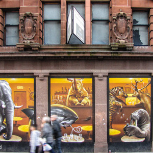 2016-10-22 - Muurschldering Argyle Street Cafe - door SMUG<br/>Argyle street - Glasgow - Schotland<br/>Canon PowerShot SX1 IS - 5 mm - f/2.8, 1/13 sec, ISO 200