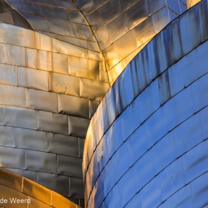 2015-05-07 - Goud en blauw<br/>Guggenheim museum - Bilbao - Spanje<br/>Canon EOS 5D Mark III - 400 mm - f/5.6, 1/250 sec, ISO 400