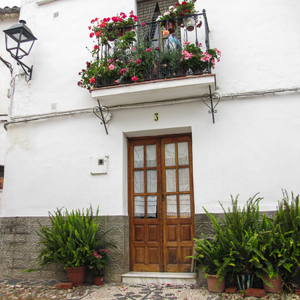 2017-04-30 - Stenen mozaïeken als deurmat<br/>Linares de la Sierra - Spanje<br/>Canon PowerShot SX1 IS - 5 mm - f/4.0, 1/200 sec, ISO 80