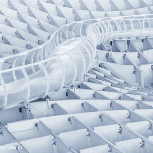 2017-05-06 - Metropol Parasol - the walkway<br/>Metropol Parasol - Sevilla - Spanje<br/>Canon EOS 5D Mark III - 70 mm - f/4.0, 0.25 sec, ISO 800