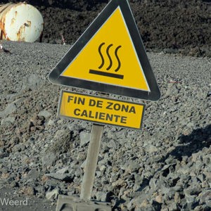 2022-11-15 - De lava is dus nog steeds warm<br/>La Laguna - La Palma - Canarische eilanden - Spanje<br/>Canon PowerShot SX70 HS - 30.8 mm - f/5.6, 1/500 sec, ISO 100