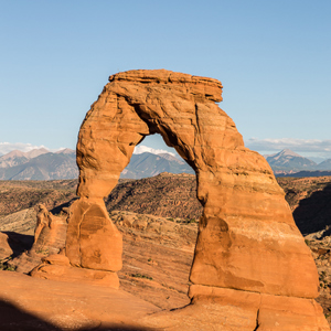 2014-07-11 - Delicate Arch in het warme licht van de ondergaande zon<br/>Arches National Park - Moab - Verenigde Staten<br/>Canon EOS 5D Mark III - 70 mm - f/11.0, 0.01 sec, ISO 100