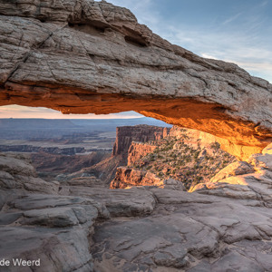 2014-07-13 - Mesa Arch bij zonsopkomst<br/>Canyonlands National Park (Islan - Moab - Verenigde Staten<br/>Canon EOS 5D Mark III - 26 mm - f/13.0, 1/13 sec, ISO 100