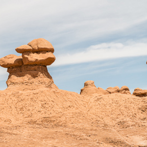 2014-07-14 - Een soort hoedjes<br/>Goblin Valley State Park - Hanksville - Verenigde Staten<br/>Canon EOS 5D Mark III - 70 mm - f/11.0, 1/80 sec, ISO 100