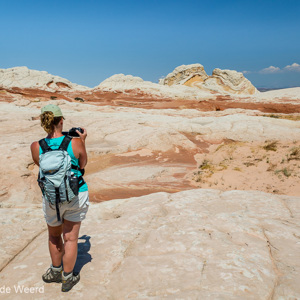 2014-07-17 - Carin heeft hier ook aardig wat fotos gemaakt<br/>White Pocket (Paria Canyon) - Kanab - Verenigde Staten<br/>Canon EOS 5D Mark III - 24 mm - f/11.0, 1/200 sec, ISO 200