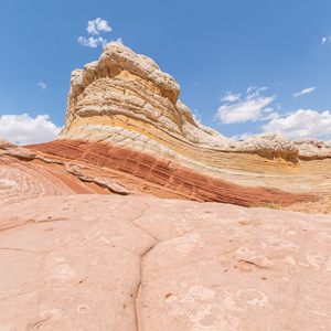 2014-07-17 - Rood, geel, wit<br/>White Pocket (Paria Canyon) - Kanab - Verenigde Staten<br/>Canon EOS 5D Mark III - 17 mm - f/11.0, 1/160 sec, ISO 100