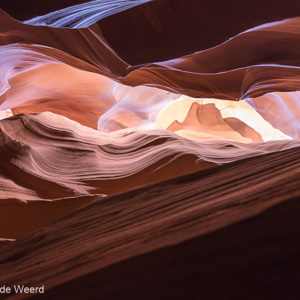 2014-07-19 - Licht- en schaduwspel in de canyon<br/>Antelope Canyon (Upper) - Page - Verenigde Staten<br/>Canon EOS 5D Mark III - 24 mm - f/9.0, 0.5 sec, ISO 400
