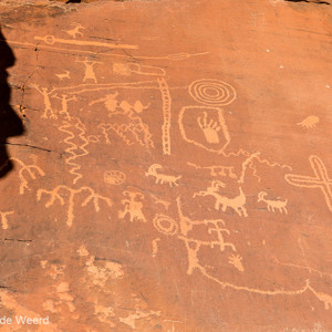2014-07-21 - Rock art<br/>Valley of Fire State Park - Overton - Verenigde Staten<br/>Canon EOS 5D Mark III - 44 mm - f/8.0, 1/250 sec, ISO 200