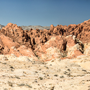 2014-07-21 - Panorama van de gekleurde rotspartijen<br/>Valley of Fire State Park - Overton - Verenigde Staten<br/>Canon EOS 5D Mark III - 70 mm - f/8.0, 1/400 sec, ISO 200