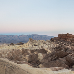 2014-07-24 - Net voor zonsopkomst<br/>Death Valley National Park - Verenigde Staten<br/>Canon EOS 5D Mark III - 24 mm - f/11.0, 0.8 sec, ISO 100