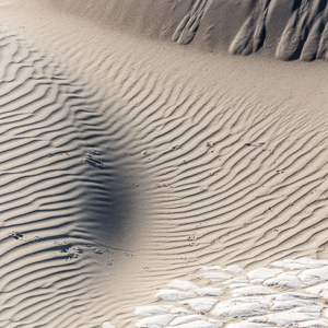 2014-07-24 - Abstracte zandduin kunst<br/>Death Valley National Park - Verenigde Staten<br/>Canon EOS 5D Mark III - 200 mm - f/11.0, 0.01 sec, ISO 200
