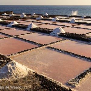 2022-11-14 - Mooie zouthoopjes bij de zoutpannen<br/>Salinas de Fuencaliente - La Palma - Canarische eilanden - Spanje<br/>Canon EOS R5 - 35 mm - f/9.0, 1/160 sec, ISO 200