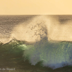 2022-11-14 - Ruige zee met mooie kleur water<br/>Salinas de Fuencaliente - La Palma - Canarische eilanden - Spanje<br/>Canon EOS R5 - 241 mm - f/5.6, 1/4000 sec, ISO 800
