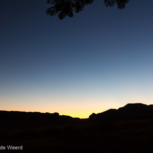 2013-08-02 - Zonsondergang<br/>Isalo NP - Ranohira - Madagaskar<br/>Canon EOS 7D - 24 mm - f/8.0, 5 sec, ISO 100