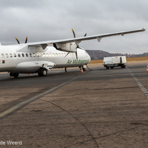 2013-08-05 - Ons toestel voor onze vlucht naar Morondava<br/>Vliegveld - Antananarivo - Madagaskar<br/>Canon EOS 7D - 28 mm - f/8.0, 0.02 sec, ISO 200
