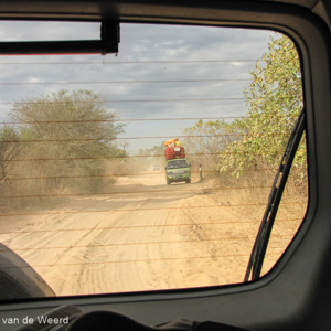 2013-08-07 - Stoffig en hobbelig<br/>Onderweg - Morondava - Bekopaka - Madagaskar<br/>Canon PowerShot SX1 IS - 8.3 mm - f/4.0, 1/500 sec, ISO 80
