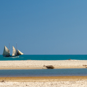2013-08-13 - Strandbeeld bij Morondava<br/>Strand - Morondava - Madagaskar<br/>Canon EOS 7D - 105 mm - f/8.0, 1/200 sec, ISO 100