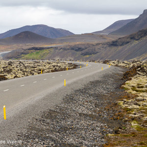 2012-07-20 - Weg door de ruige vlaktes<br/>Onderweg naar Seltun - IJsland<br/>Canon EOS 7D - 80 mm - f/11.0, 1/80 sec, ISO 200