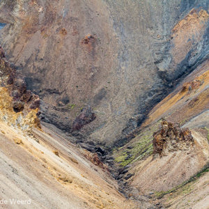 2012-07-21 - Kleurrijk rhyoliet gebergte<br/>Landmannalaugar - IJsland<br/>Canon EOS 7D - 130 mm - f/8.0, 0.01 sec, ISO 400