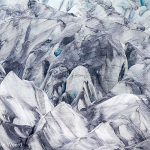 2012-07-25 - Als een pentekening met een beetje blauw<br/>Skaftafellsjökull - Skaftafell - IJsland<br/>Canon EOS 7D - 330 mm - f/5.6, 1/640 sec, ISO 400