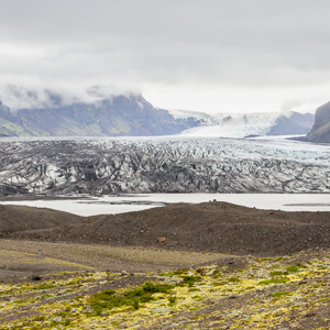 2012-07-25 - Panorama van de gletsjer<br/>Skaftafellsjökull - Skaftafell - IJsland<br/>Canon EOS 7D - 24 mm - f/8.0, 1/80 sec, ISO 200