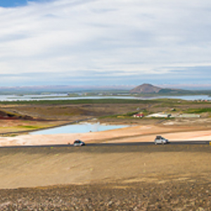 2012-07-29 - Panorama van het gebied bij Myvatn<br/>Reykjahlid - IJsland<br/>Canon EOS 7D - 24 mm - f/8.0, 1/400 sec, ISO 200