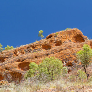 2011-07-20 - Typisch Australisch kleurcontrast<br/>Echidna Chasm - Pernululu National Park (Bungle  - Australië<br/>Canon EOS 7D - 35 mm - f/8.0, 1/125 sec, ISO 200
