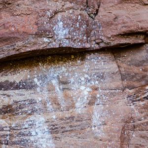 2011-07-23 - Aboriginal rotskunst - een hand<br/>Jinimum walk - Keep River National Park - Australië<br/>Canon EOS 7D - 67 mm - f/5.6, 1/80 sec, ISO 400