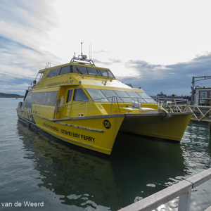 2018-11-22 - Het is een snelle catamaran<br/>Bay of Islands - Paihia - Nieuw-Zeeland<br/>Canon PowerShot SX60 HS - 3.8 mm - f/4.0, 1/1000 sec, ISO 100