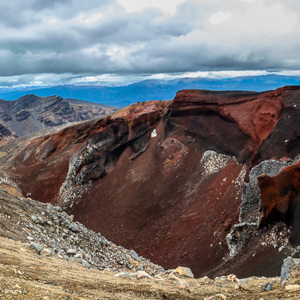 2018-11-29 - Red crater - dit vonden we ééen van de mooiste plekken onderwe<br/>Tongariro Alpine Crossing - Tongariro National Park - Nieuw-Zeeland<br/>Canon EOS 5D Mark III - 24 mm - f/11.0, 0.04 sec, ISO 200
